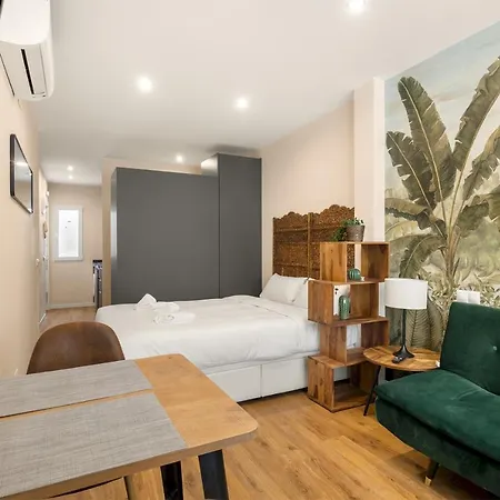1 Bedroom 1 Bathroom Furnished - Chueca - Modern Functional - Mintystay Madrid Exterior photo