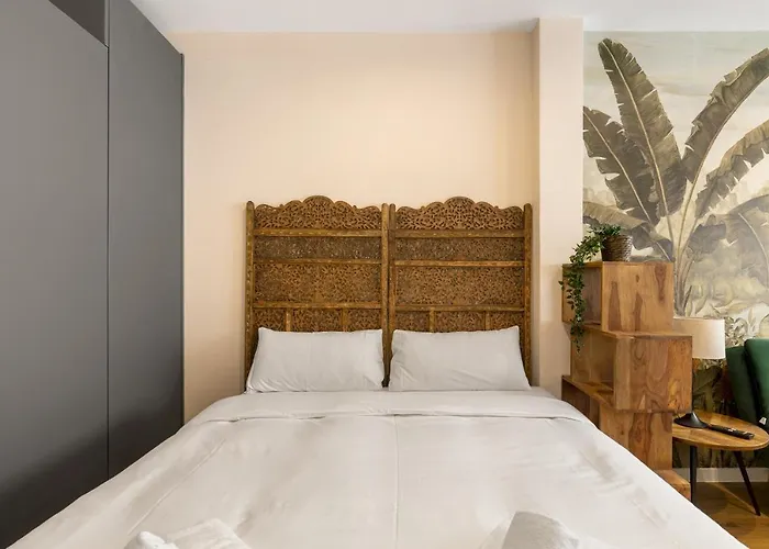 1 Bedroom 1 Bathroom Furnished - Chueca - Modern Functional - Mintystay