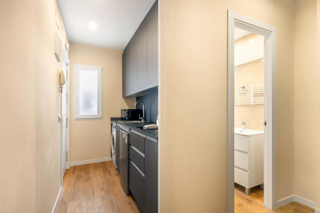 1 Bedroom 1 Bathroom Furnished - Chueca - Modern Functional - Mintystay