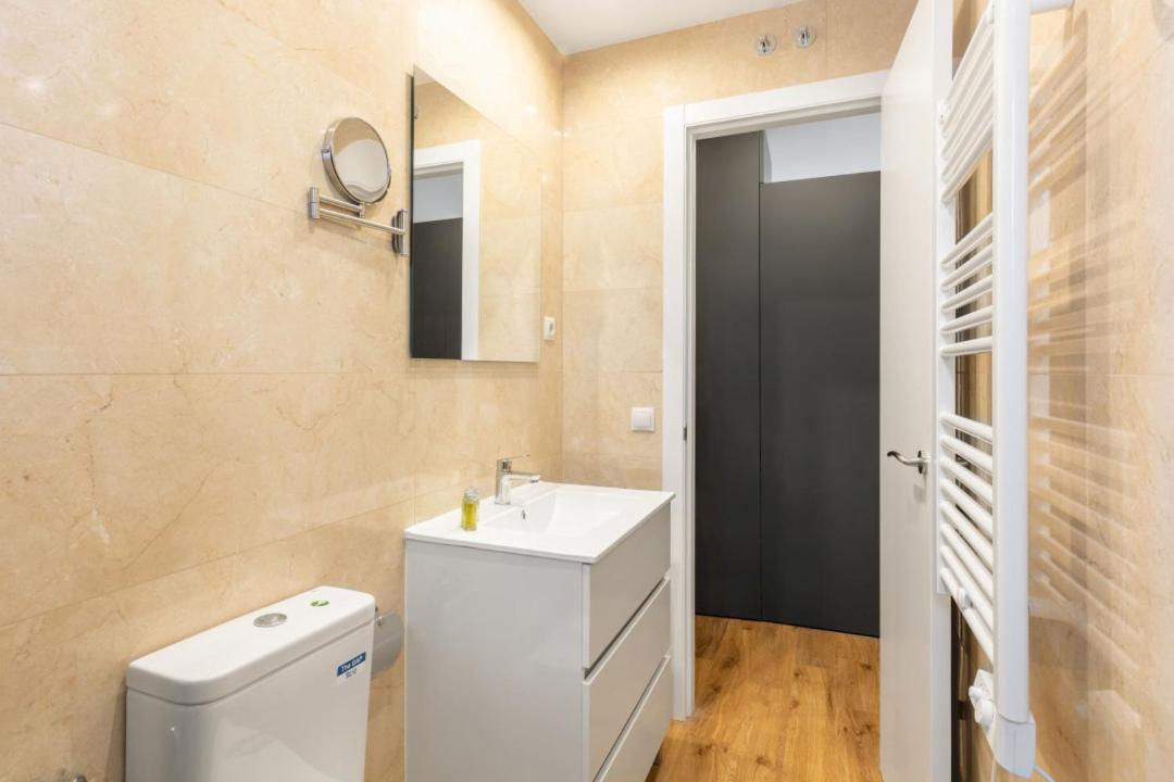 1 Bedroom 1 Bathroom Furnished - Chueca - Modern Functional - Mintystay Appartement