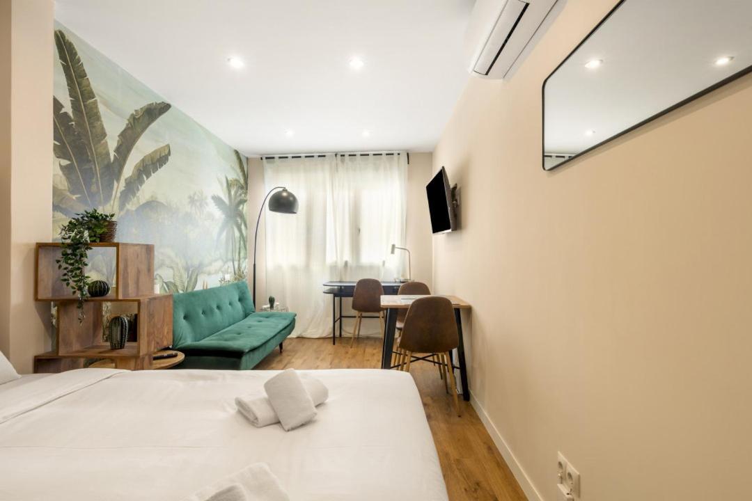 1 Bedroom 1 Bathroom Furnished - Chueca - Modern Functional - Mintystay Appartement Madrid